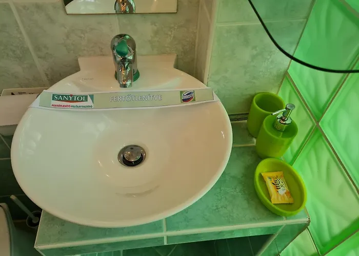 Koeroesparti Paradicsom Szarvas